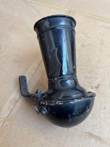 Classic car trumpet horn - trumpet,