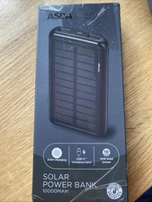 10,000mAh Power Bank USB-C USB-A Compatible Solar Charging Black (500-035)