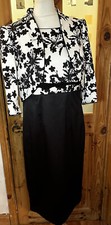 Ladies Size 12 2 Piece Special