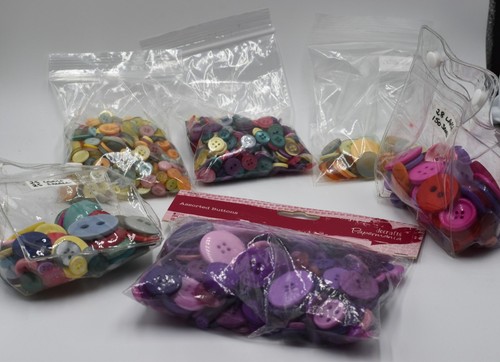 Buttons assorted colours - buttons,