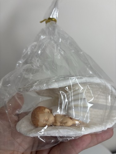 Sleeping baby angel wings - baby,