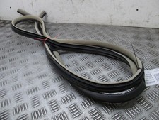 Toyota Alphard Left Passenger Ns Front Door Seal Rubber MK1 2002-2008D