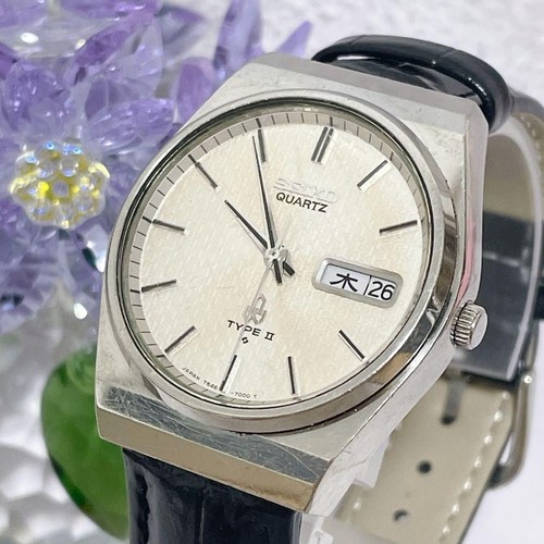 Seiko wristwatch type - type, ii