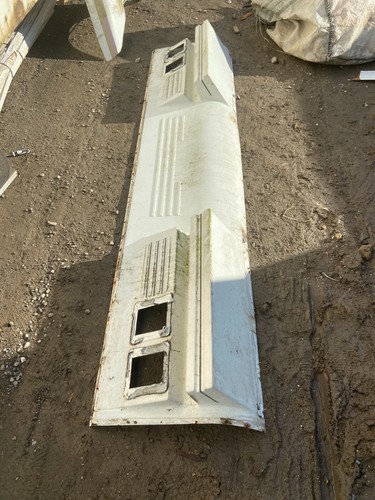 Roma caravan front - light, panel