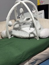 Tummy time pillow for babies - tummy,