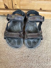 mens ecco sandals size 8