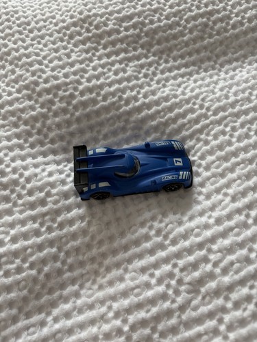Small blue racing - small,