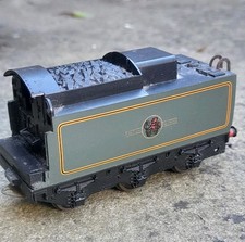 Wrenn BR Green Steam Loco Tender OO Gauge Tender Only 