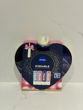 NIVEA Kissable Moments of Lip