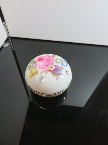 Genuine meissen bomboniere - genuine,