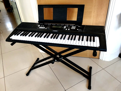 Yamaha 220 digital - ez-220, keyboard
