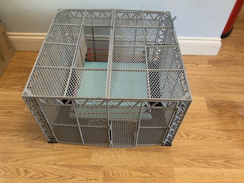 Wwe hell cell jakks - in, a