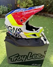 TroyLee Designs D4 Helmet Large