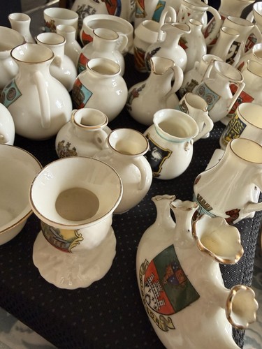 Souvenir crested china mixed - china,
