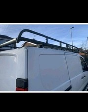 Rhino roof rack with roller bar