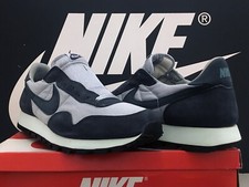 DS 1985 NIKE OMEGA UK12 EU47.5