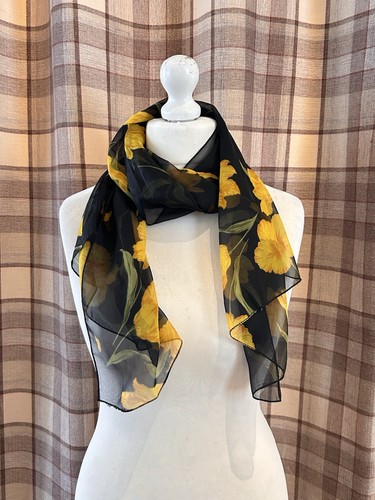 Stunning sheer scarf can - , be
