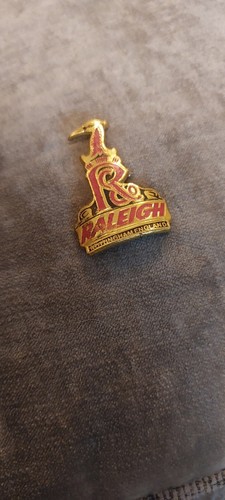 Raleigh head badge - badge,