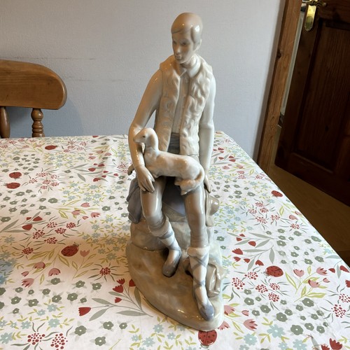 Vintage large rosal early nao - large,
