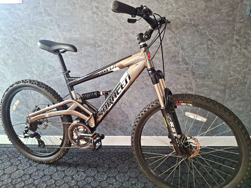 Saracen awol 26in mtb 17in - mtb,