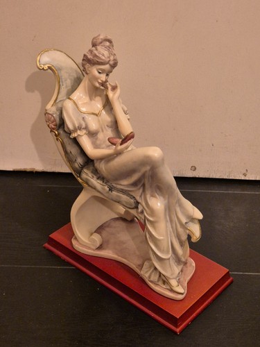 Large 30cm resin figurine - large,