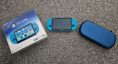 Sony vita pch 2000 - sony,