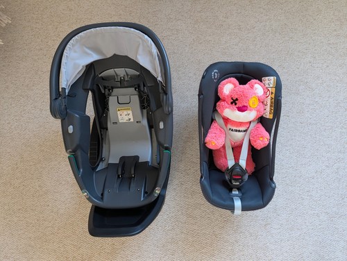 Maxi cosi baby car seat - car, with