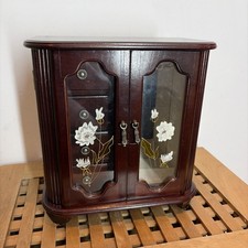 Vintage Style Wooden Jewellery