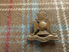 Vintage British Army Cap Badge
