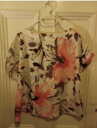Saloos ladies top size - top, 18
