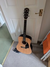 Fender Acoustic Guitar 115