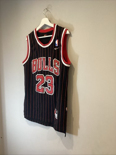 Vintage nike chicago - chicago, bulls