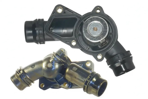 Thermostat with housing