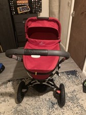 Quinny Buzz Pram in Red
