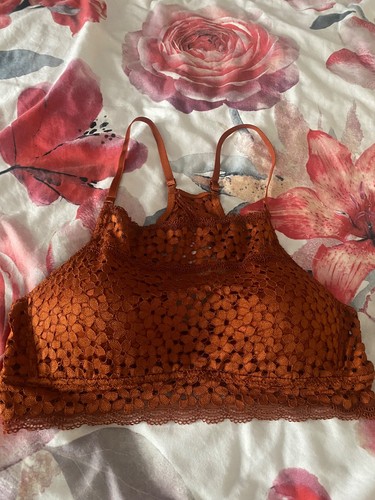 Lace padded top - lace,