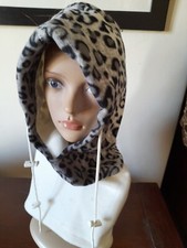 Motorbike Cyclist Walker Snood Gaiter Balaclava Fleece Scarf White Leopard Print