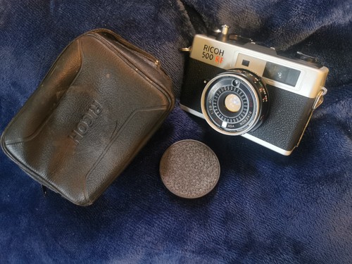 Ricoh 500rf 35mm camera - ricoh,