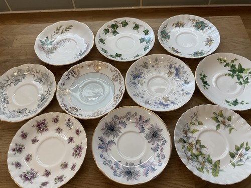 Vintage pretty mismatched - x,
