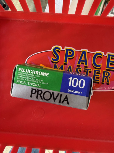 Fujichrome provia 100 rdpii - fujichrome,