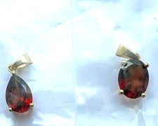 9ct Gold  Garnet  gemstone