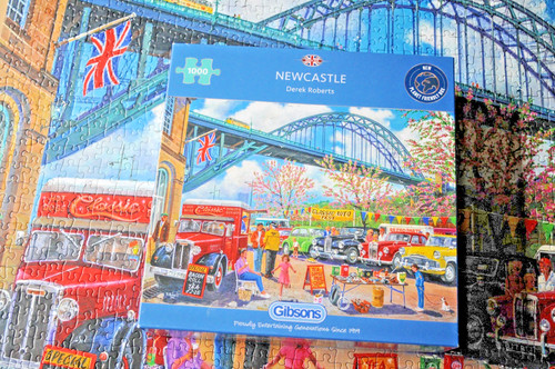Gibsons newcastle 1000 piece - 1000,