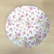 Pretty Floral Rose Patterned