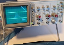 Tektronix 2215a 60mhz - tektronix,