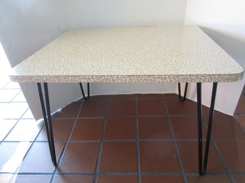 Vintage mcm table formica top - vintage,