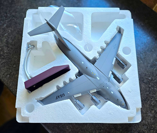 Gemini200 200 boeing 17 - 1:200,