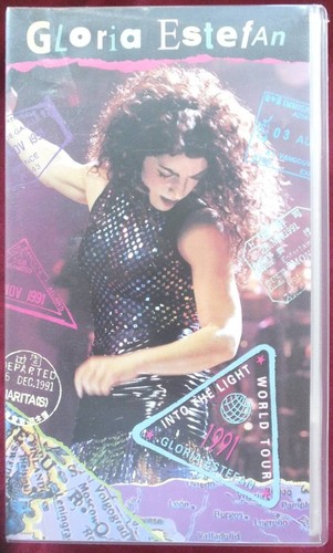 Gloria estefan into the - gloria,