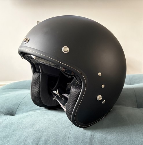 Duchinni motorcycle helmet - duchinni,