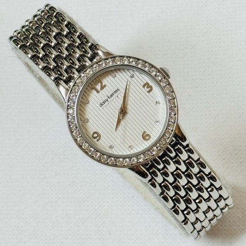 Daisy fuentes women - daisy, 6.75"