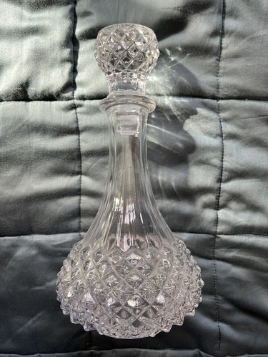 Cut glass decanter for - glass,