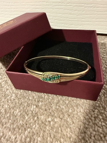 Yellow gold emerald diamond - yellow,